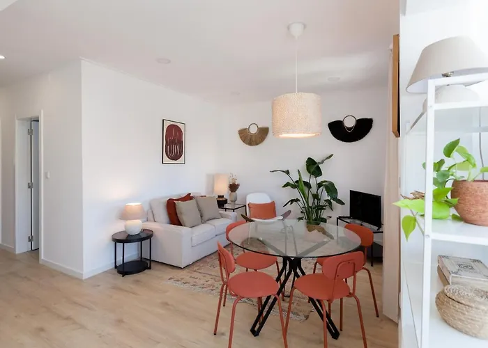 Flh Alcantara Comfy Flat With Balcony Apartment *