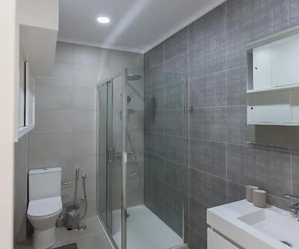 Flh Alcantara Comfy Flat With Balcony ליסבון