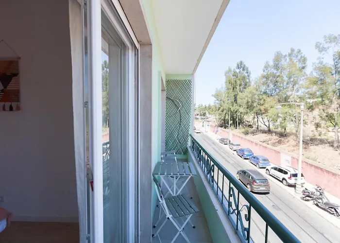 Flh Alcantara Comfy Flat With Balcony דירה ליסבון